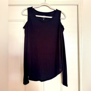 Hollister long sleeve top with cut out shoulder. Soft, stretchy and brand new!